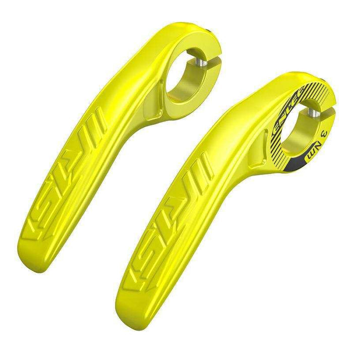 Ultralight ergonomic horn-style composite bicycle bar ends with curved design for comfort and control