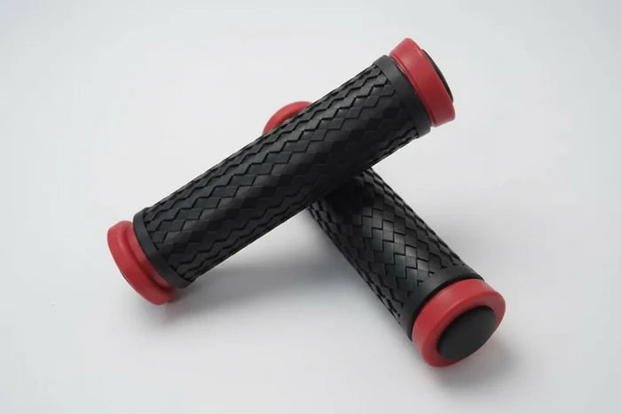 Grips 130mm With Plugs RED Highlights