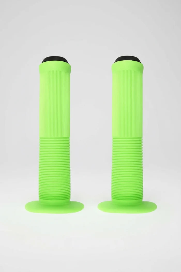 GRIPS 140mm With Flange and End Plugs - Green